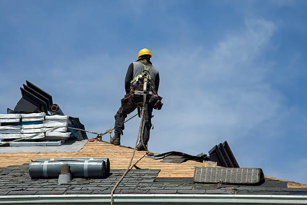 Professional Gutter Installation technician working in Grover, MO